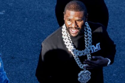 "From Boxing Ring to Private Jets: Mayweather’s Unstoppable Wealth Parade!"