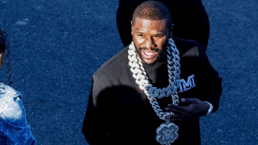 "From Boxing Ring to Private Jets: Mayweather’s Unstoppable Wealth Parade!"