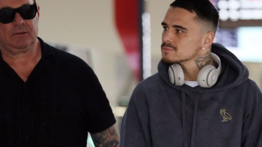 "George Kambosos Jr. Destroys Shakur Stevenson’s Mayweather Comparison with Fiery Clapback"