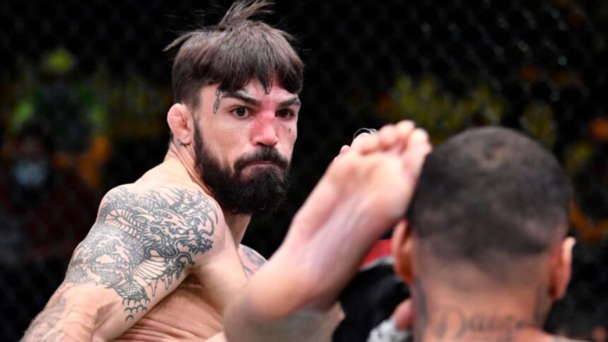 "Inside the Gym: Mike Perry’s Controversial Sparring Session Sets Stage for Jake Paul Showdown"