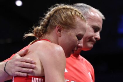 “Rosie Eccles’ Paris Heartbreak: How a Controversial Decision Derailed Her Olympic Dream”