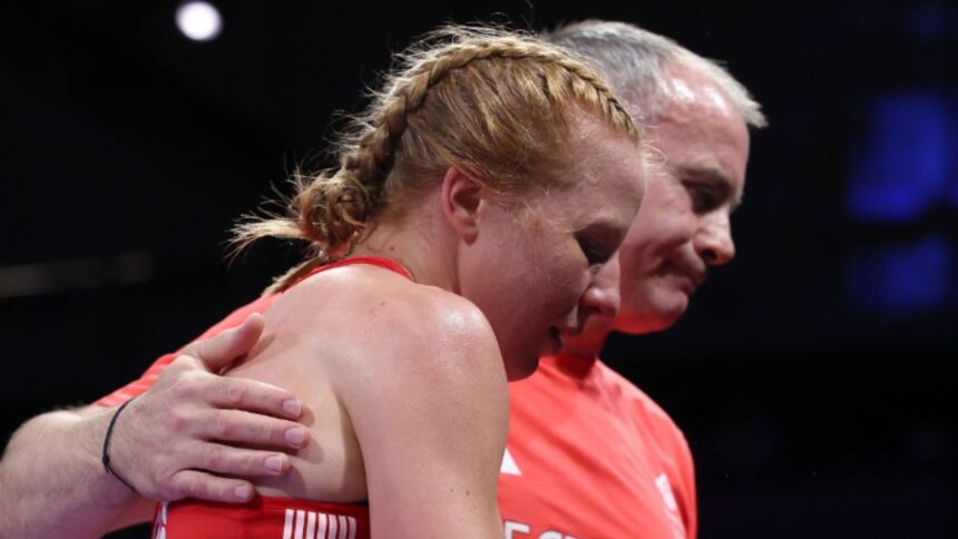 “Rosie Eccles’ Paris Heartbreak: How a Controversial Decision Derailed Her Olympic Dream”