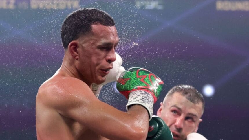“David Benavidez Drops Canelo Alvarez Showdown for Light Heavyweight Glory”