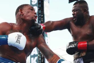 “Bakole vs Zhang: The High-Stakes Heavyweight Showdown That Could Rock the Boxing World”