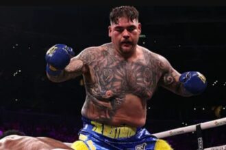 "Andy Ruiz Jr.’s Career in Peril: Will a Gruesome Hand Injury End His Comeback?"