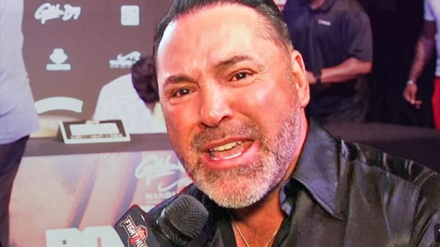 "De La Hoya Accuses Canelo Alvarez of 'Scaring' Away David Benavidez Fight"