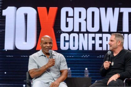 “Mike Tyson’s Dart Skills Leave Fans in Awe: Has the Boxing Legend Outdone Ninjas?”