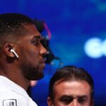 “From Courts to Legends: How Anthony Joshua’s 3 Words Captured Andy Murray’s Epic Farewell”