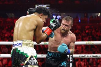“Canelo Alvarez vs. Edgar Berlanga Face-Off: ‘You Hit Like My Son’—The Heat Is On!”