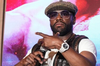 "Floyd Mayweather's Exclusive Meet and Greet: Get Up Close with the Legend Before the Big Fight!"