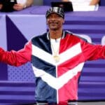 "Snoop Dogg’s Hilarious Take on Adrien Broner’s ‘Cheese on a Burger’ Analogy Sets Internet Ablaze!"