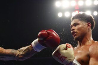 “Shakur Stevenson’s Bold Claim: Edwin De Los Santos ‘20 Times Better’ Than Isaac Cruz – What’s Next?”