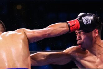 “Angelo Leo’s Stunning KO: The Moment Luis Alberto Lopez’s Reign Ended with a Bang”