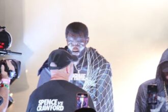 “Crawford’s PPV Flop: The $10 Million Loss That’s Shaking Up Boxing’s Power Players”