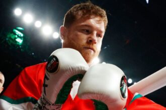 “Legendary Boxers Weigh In: Canelo and Golovkin Challenge Tom Loeffler’s Controversial Post-Fight Claims!”