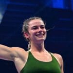 “Champion Boxer Skye Nicolson Steps Up for Fan’s Life-Saving Brain Tumor Surgery”