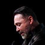 “Oscar De La Hoya’s Brutal Rant: Berlanga and Alvarez in Crosshairs!”