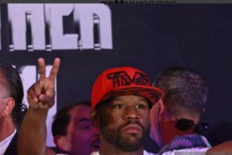 “Floyd Mayweather Reveals Why Diamonds Are a Must for His $18 Million Watch Collection—The Answer Will Surprise You!”