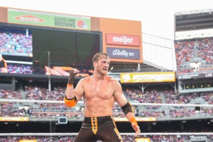 “Victor Ortiz’s Chilling Warning to Logan Paul: ‘I Hit Like a Heavyweight!’”