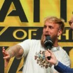 “Floyd Mayweather vs. John Gotti III: Referee’s Controversial Call Stirs Major Debate”