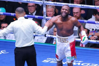 "UFC Legends Rip Into Floyd Mayweather's Controversial Fight – What Happened in Round Two?"