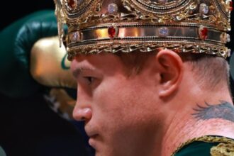 "Get Ready for 2024’s Boxing Blockbusters: The Top 5 Must-Watch Fights!"