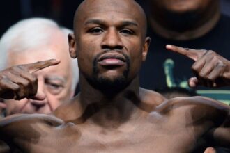 "Floyd Mayweather Flexes His Power, Changes Referee Mid-Fight in Chaotic Gotti III Rematch"