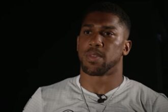 "Joshua vs. Dubois: Can the Veteran Conquer the Rising Star at Wembley?"